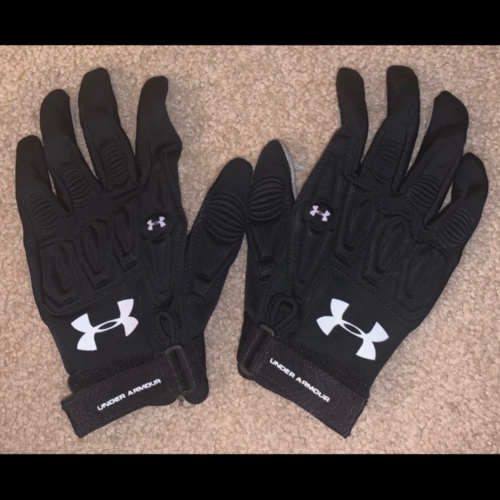 Under Armour women’s lacrosse gloves - medium
